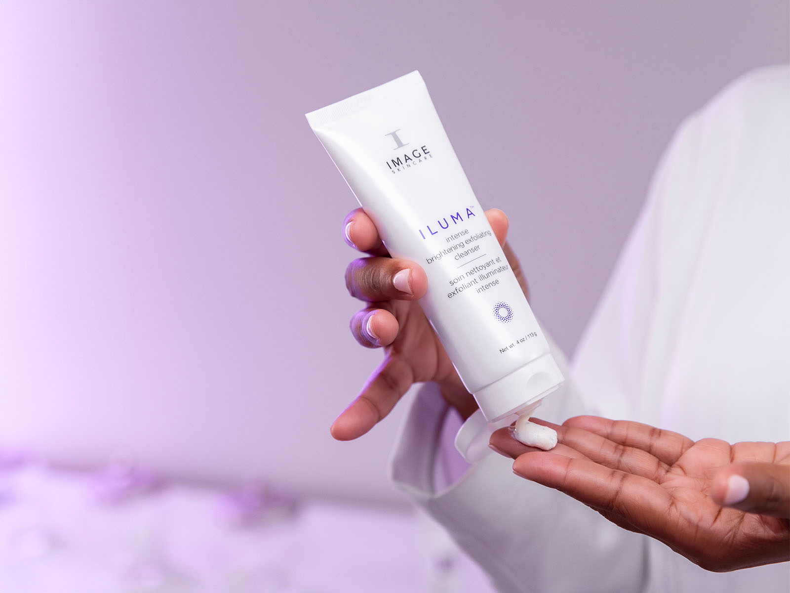 ILUMA - Intense Brightening Exfoliating Cleanser
