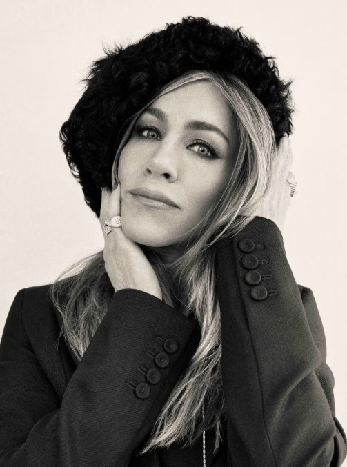 IMAGE Skincare gespot in Jennifer Anistons’s beauty bag