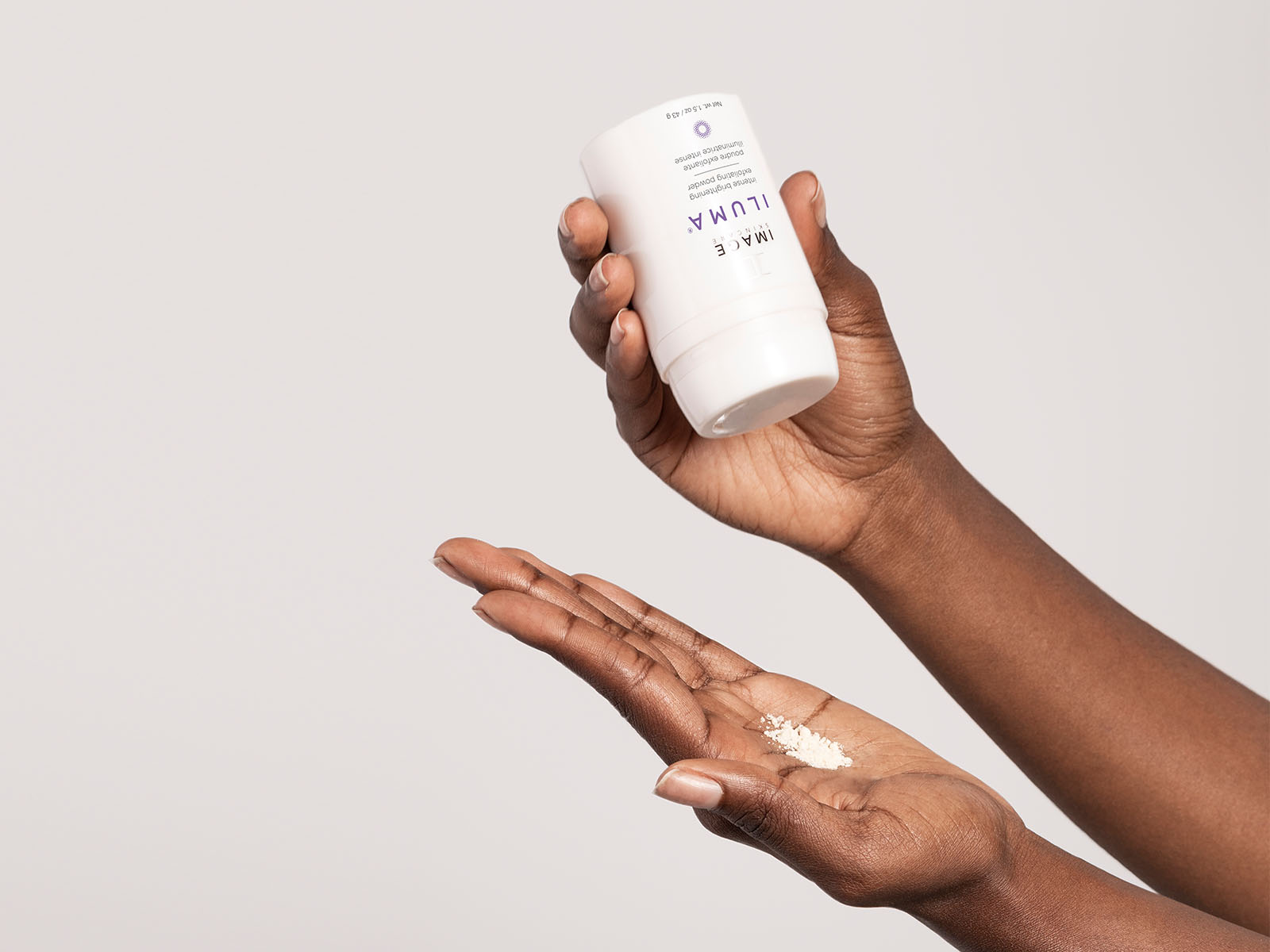 ILUMA - Intense Brightening Exfoliating Powder